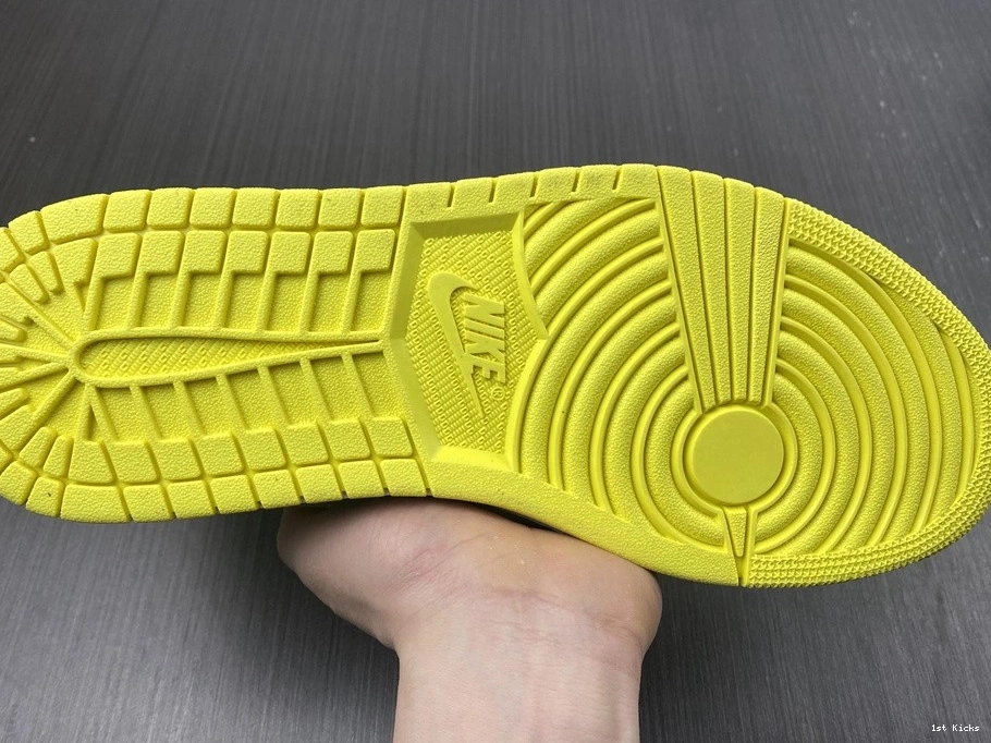 Yellow SE Mid 1 Voltage DB2822-107 - Jordan (W) 0515